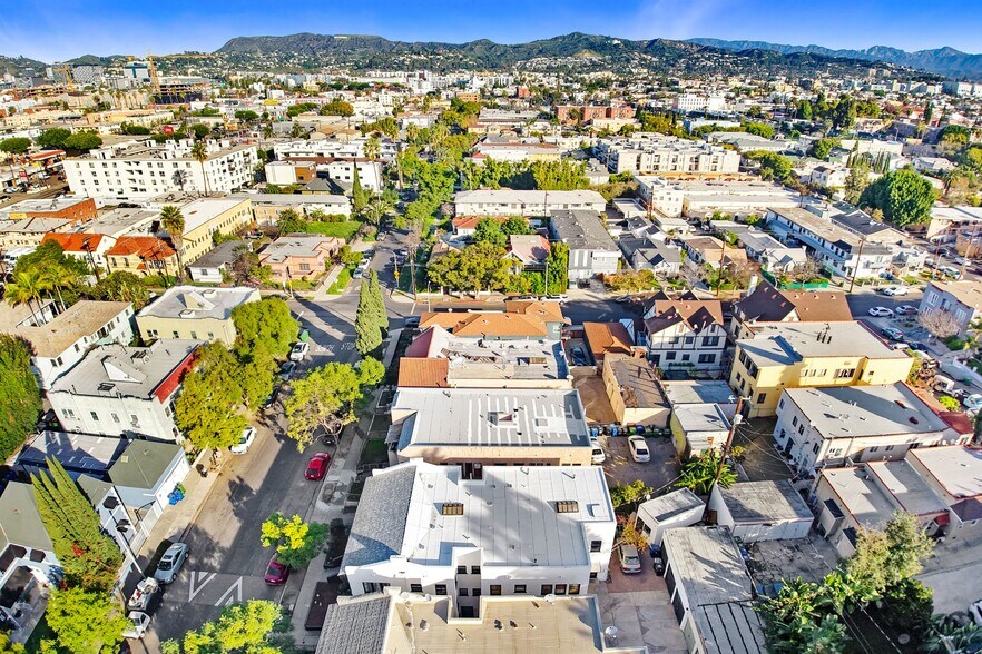 More Photos Of 852 N Oxford Ave, Los Angeles Apartments For Sale