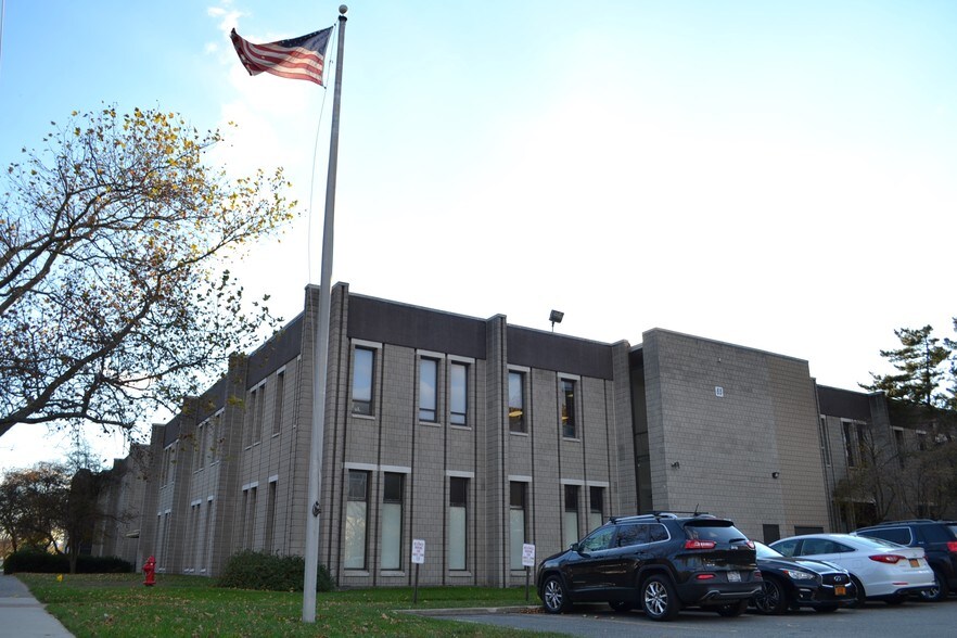 Primary Photo Of 65 Railroad Ave, Ridgefield Flex For Lease