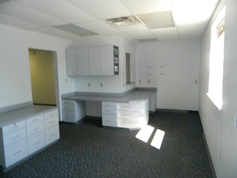 More Photos Of 941 Menoher Blvd, Johnstown Office For Sale