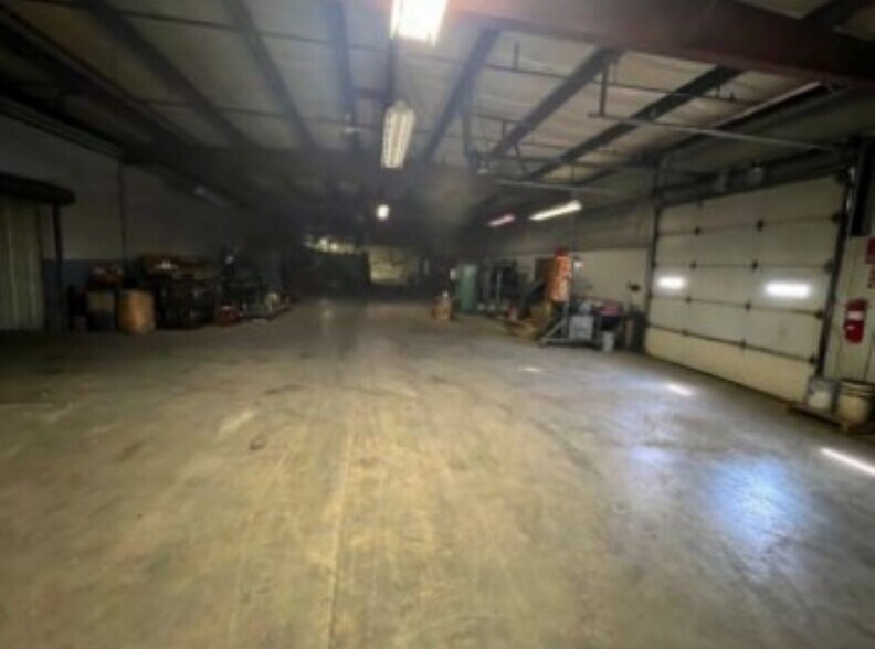 More Photos Of 809 S Pleasant St, Montpelier Industrial For Sale