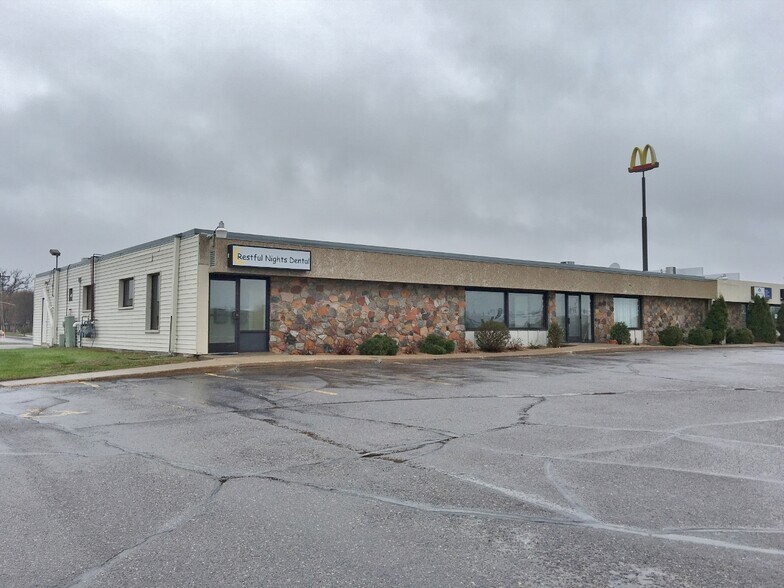 More Photos Of 1001 Highway 95 E, Cambridge Office For Lease