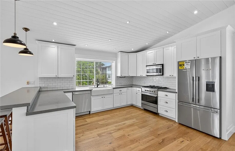 More Photos Of 456 Ocean View Ave, Hermosa Beach Apartments For Sale