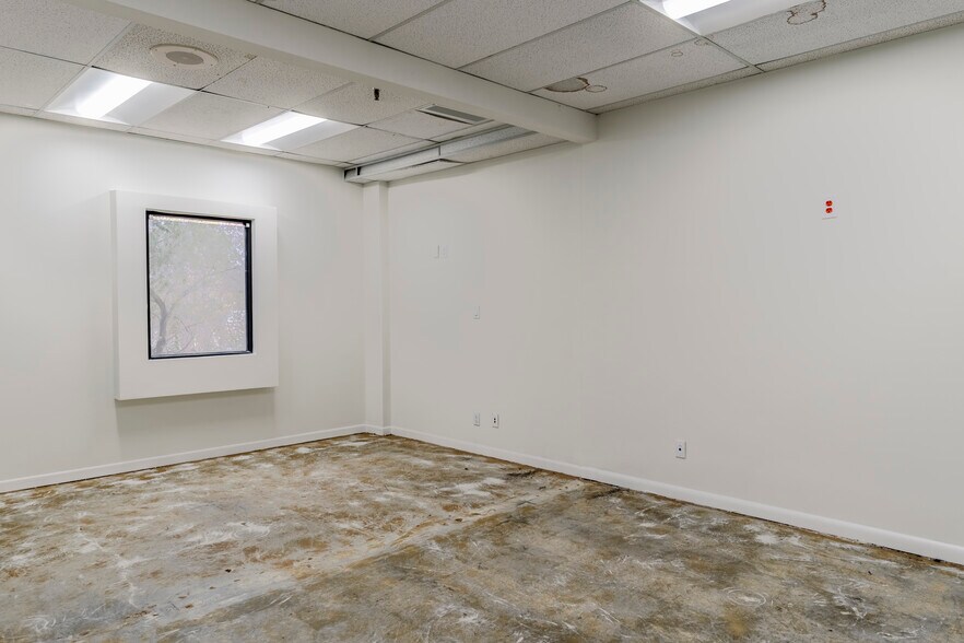 More Photos Of 5400 NW 35th Ave, Fort Lauderdale Warehouse For Lease