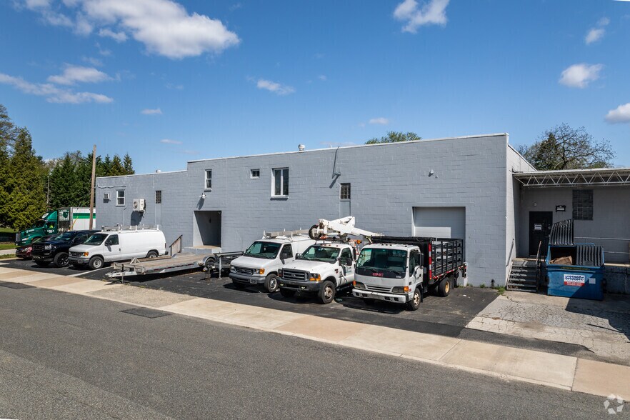 More Photos Of 100 Erickson Ave, Essington Warehouse For Sale