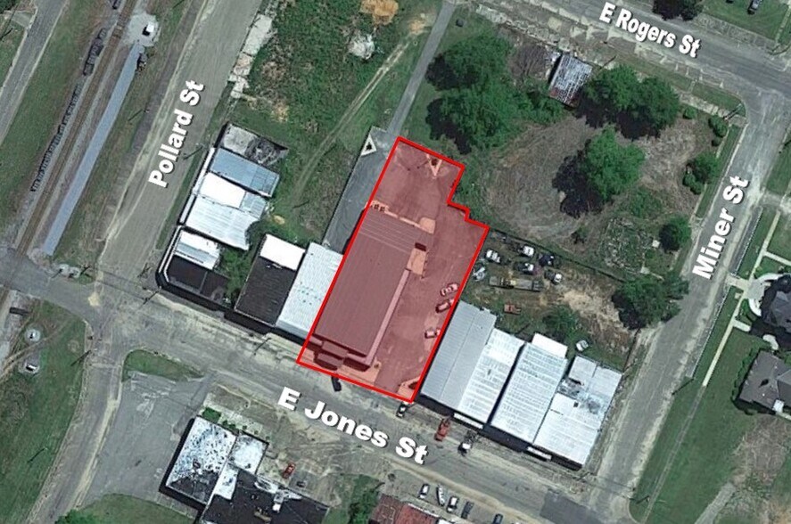 More Photos Of 307 E Jones St, Fort Deposit General Retail For Sale