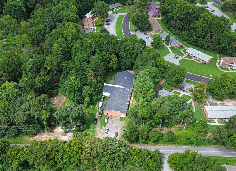 More Photos Of 317 Hodgin St, High Point Warehouse For Sale