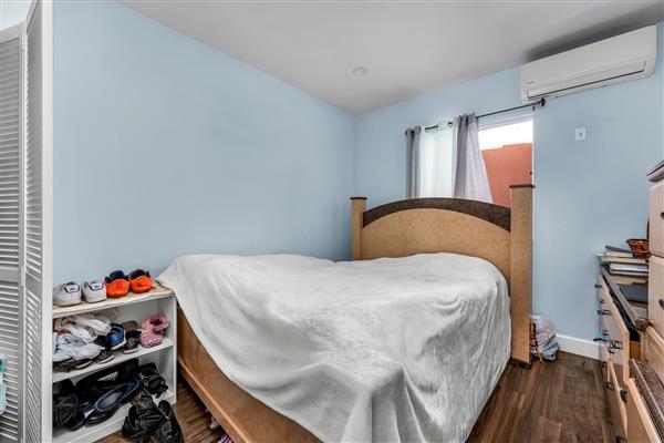 More Photos Of 609 Corwin Ave, Glendale Multifamily For Sale