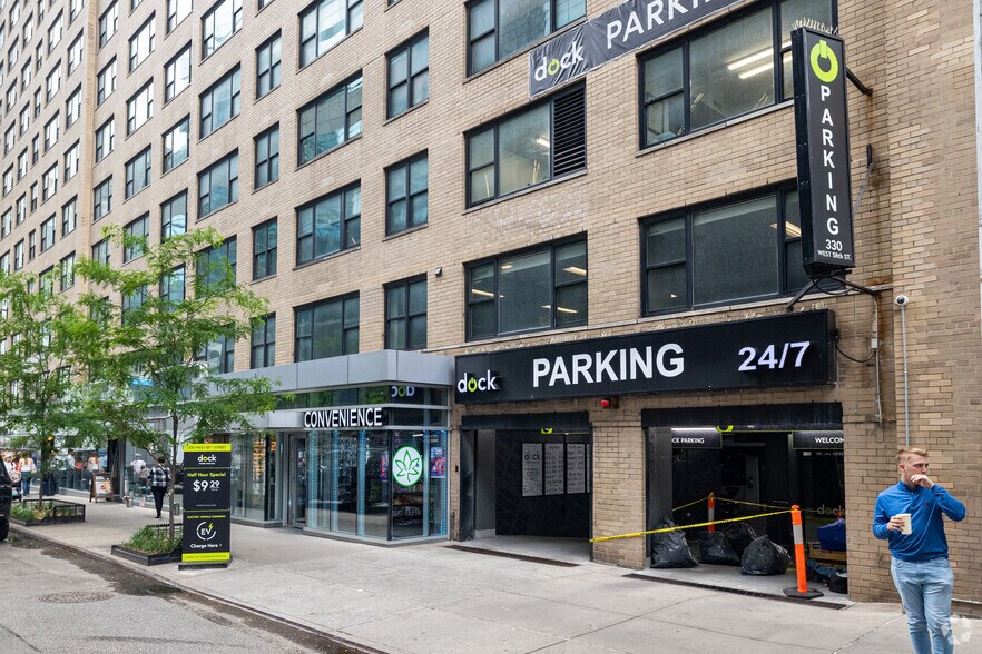 More Photos Of 330 W 58th St, New York Medical For Lease