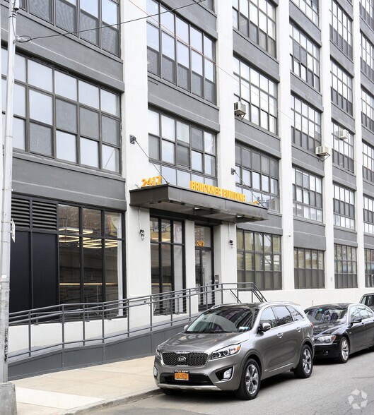 More Photos Of 2417 3rd Ave, Bronx Office For Lease