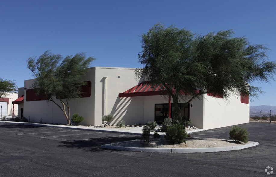 More Photos Of 19020 N Indian Canyon Dr, North Palm Springs Unknown For Lease