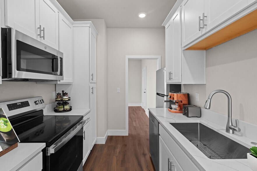 More Photos Of 50 Berrum Pl, Reno Apartments For Sale