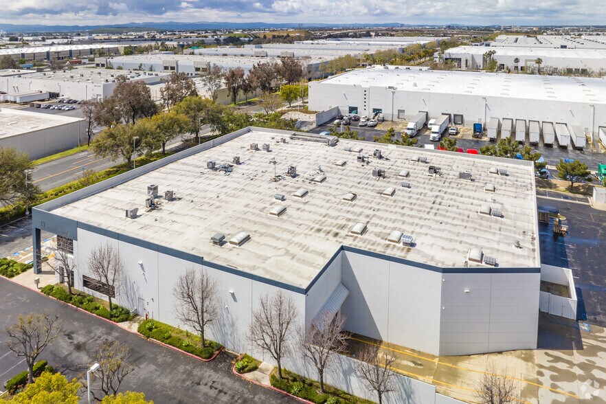 More Photos Of 5555 Ontario Mills Pky, Ontario Warehouse For Sale