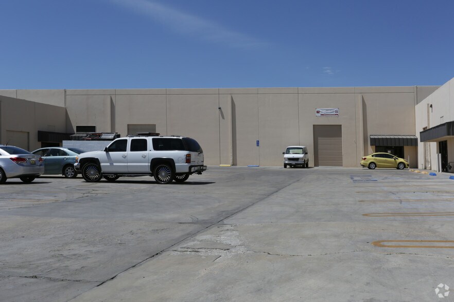 More Photos Of 10968 I Ave, Hesperia Warehouse For Lease