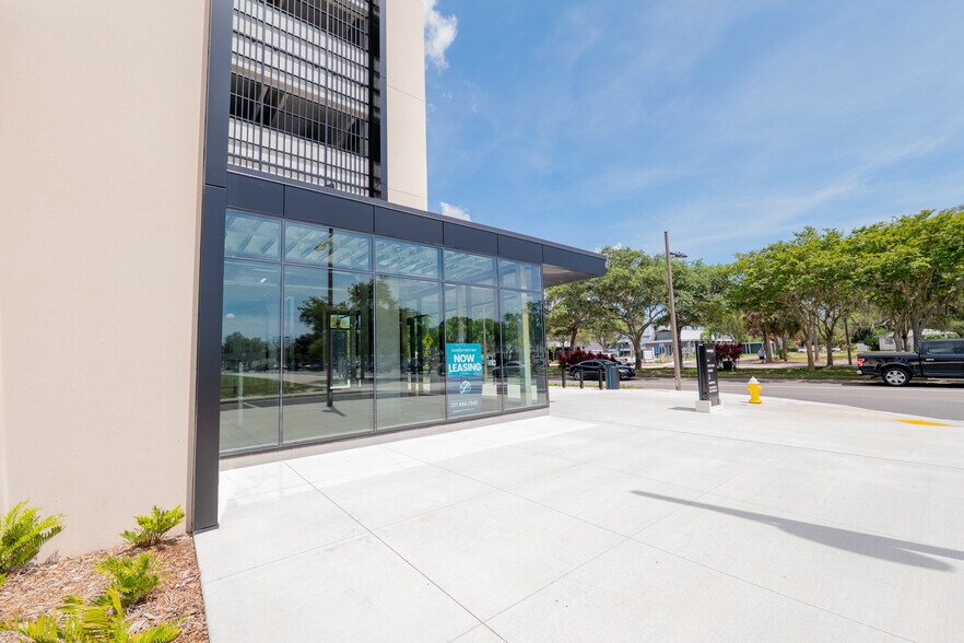 More Photos Of 400 West Bay Dr, Largo Specialty For Lease