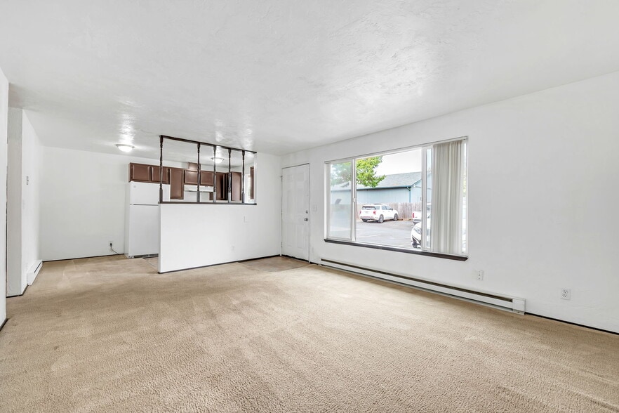 More Photos Of 3942 Ward Dr NE, Salem Apartments For Sale