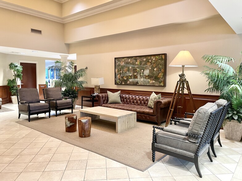 More Photos Of 1213 Culbreth Dr, Wilmington Office For Lease