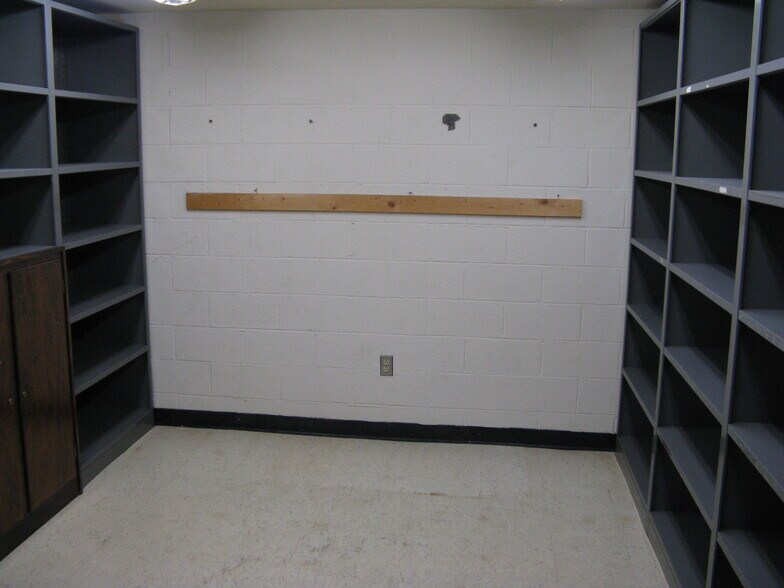 More Photos Of 403 Nash St, Louisburg Bank For Lease