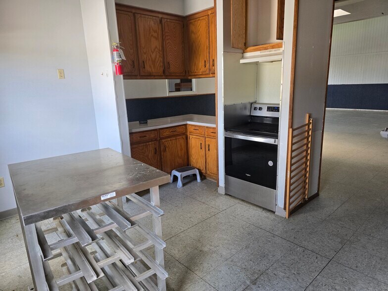 More Photos Of 205 River North Blvd, Stephenville Medical For Lease