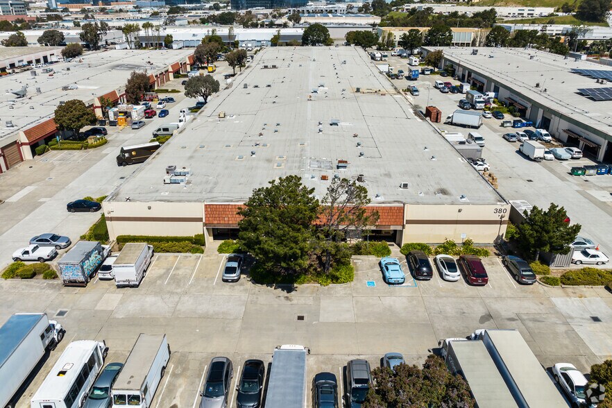 More Photos Of 380 Swift Ave, South San Francisco Warehouse For Lease