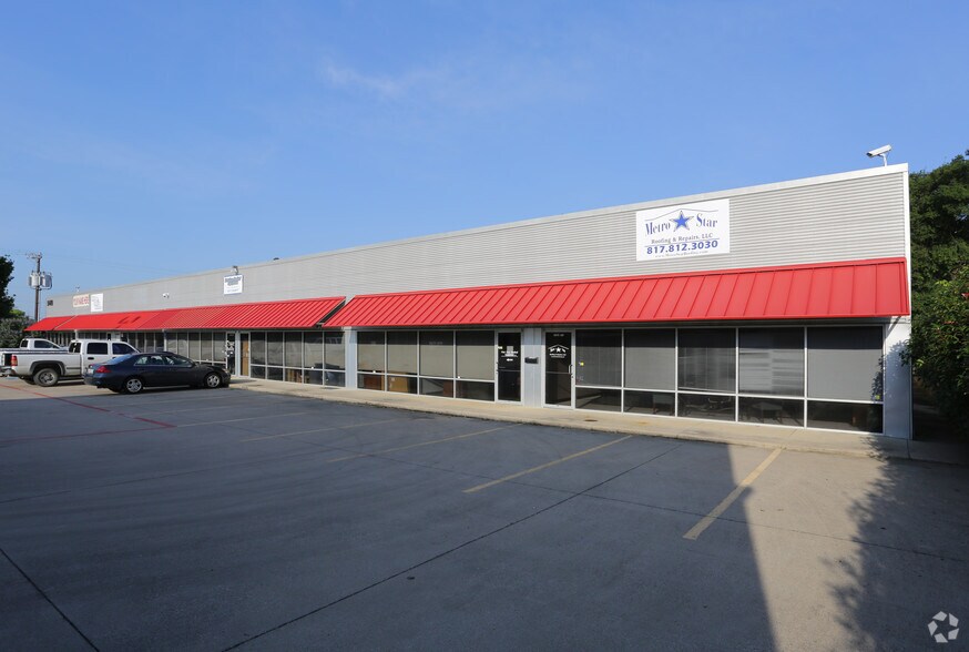 More Photos Of 5460 E Loop 820 S, Fort Worth Showroom For Lease