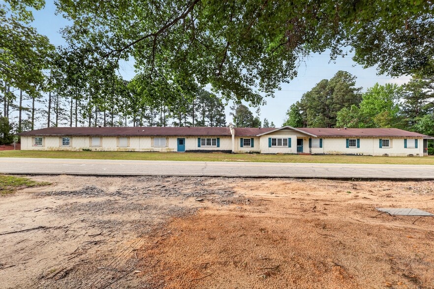 More Photos Of 6828 Old Stage Rd N, Angier Flex For Sale