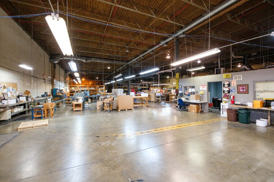 More Photos Of 213 Dry River Rd, Bridgewater Manufacturing For Lease