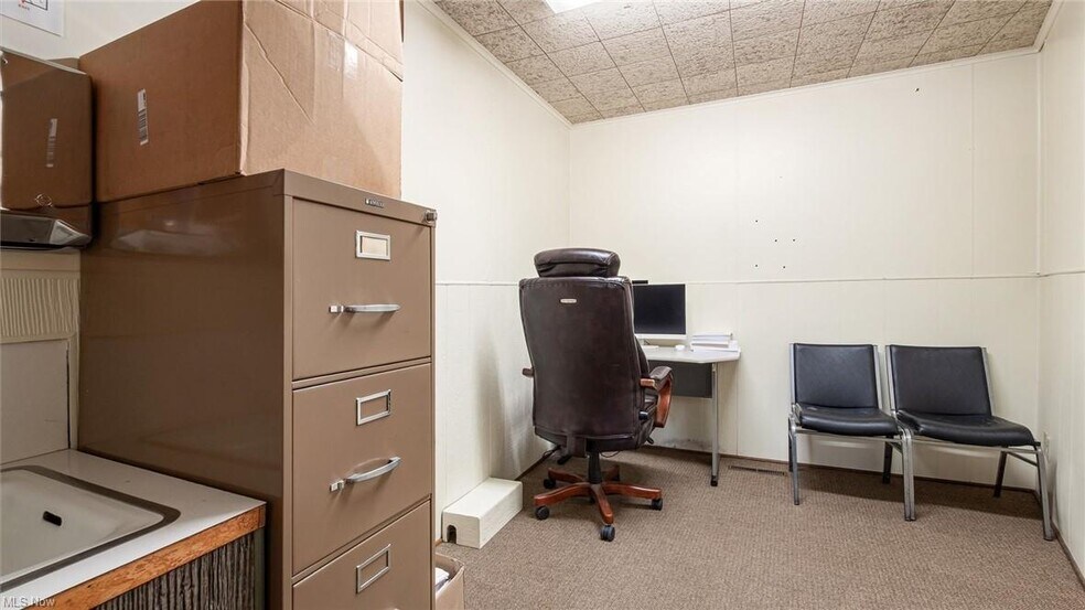 More Photos Of 1117 Clark St, Cambridge Medical For Sale