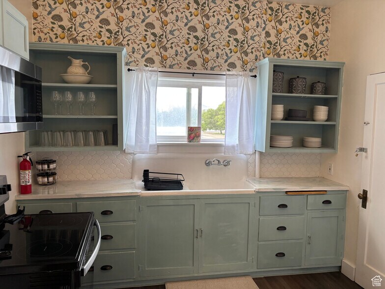 More Photos Of 95 N Main St, Panguitch Restaurant For Sale