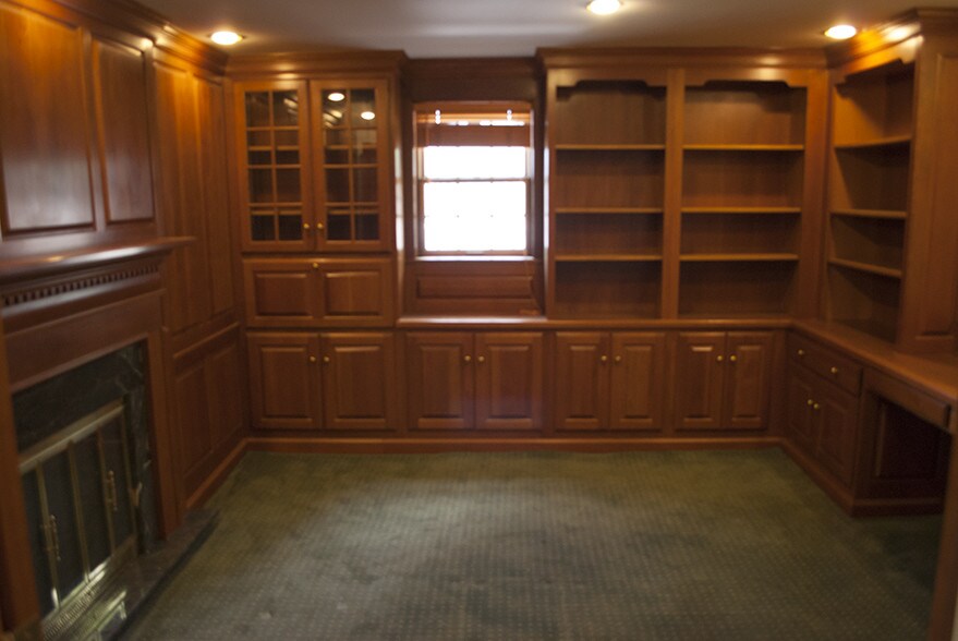 More Photos Of 1105 Taylorsville Rd, Washington Crossing Office Residential For Lease