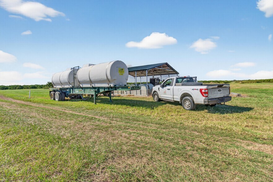 More Photos Of 8476 Ten Mile Grade, Zolfo Springs Land For Sale