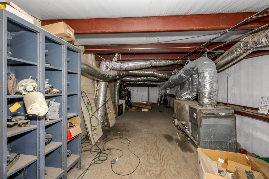 More Photos Of 658 Aldine Mail Route Rd, Houston Auto Repair For Sale