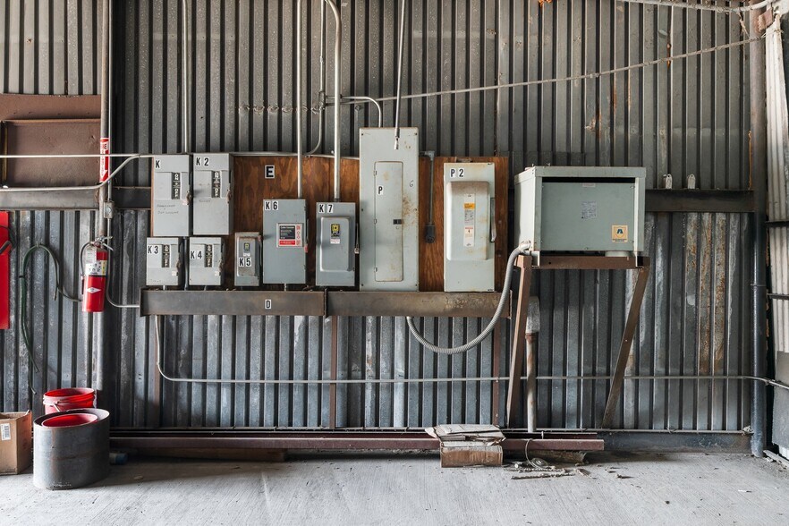 More Photos Of 3314 Carr St, Houston Manufacturing For Sale