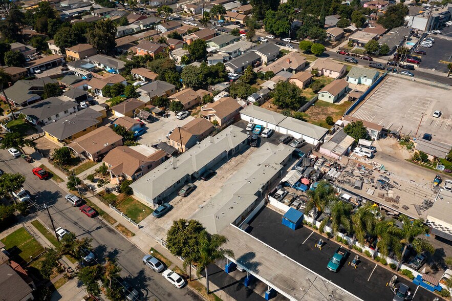 More Photos Of 1307-1311 E Peck St, Compton Apartments For Sale