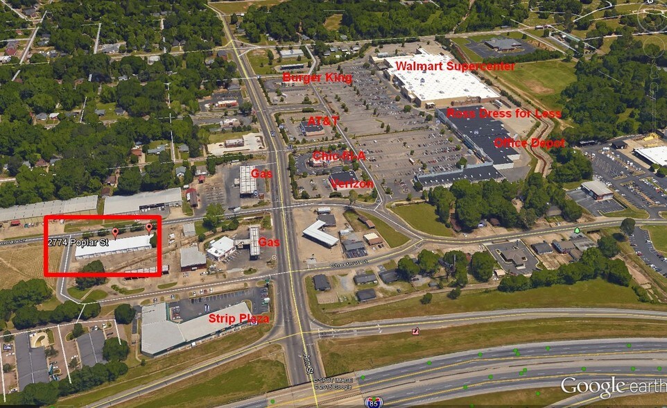 More Photos Of 2750-2774 Poplar St, Montgomery Light Distribution For Lease