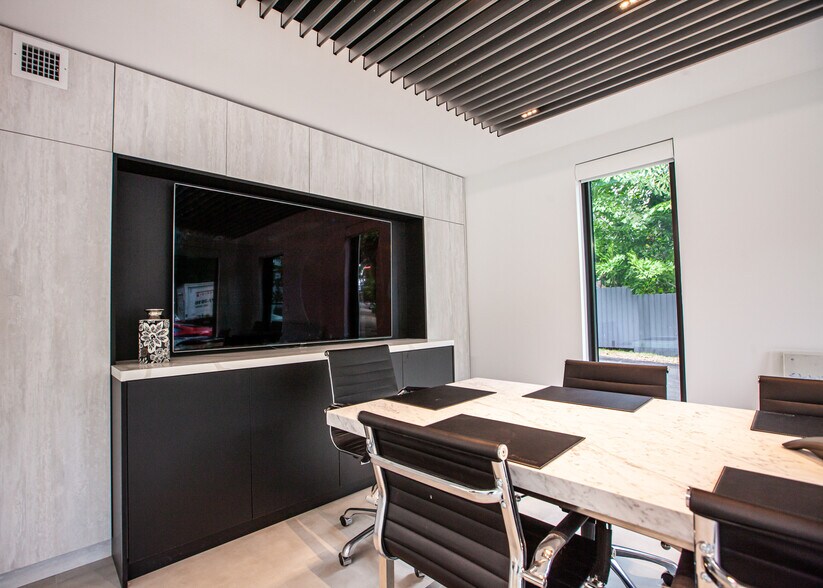 More Photos Of 3139 SW 27th Ave, Miami Office For Lease