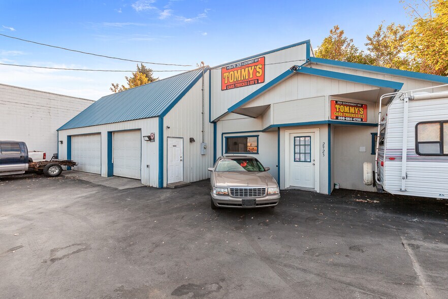 More Photos Of 2929 N Government Way, Coeur d'Alene Auto Dealership For Sale