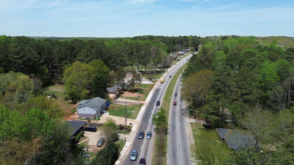 More Photos Of 414 N Hairston Rd, Stone Mountain Freestanding For Sale