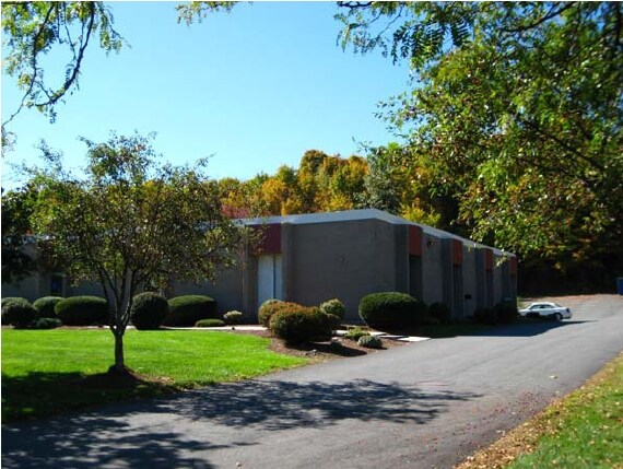 More Photos Of 59 Interstate Dr, West Springfield Medical For Lease