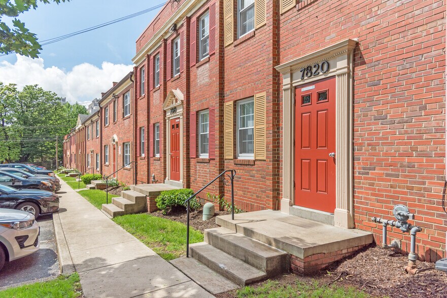 More Photos Of 7806-7820 Tilbury St, Bethesda Apartments For Sale