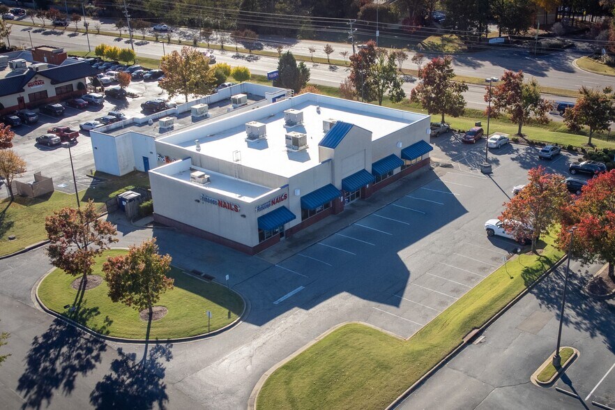 More Photos Of 1130-1132 Germantown Pky, Cordova General Retail For Lease
