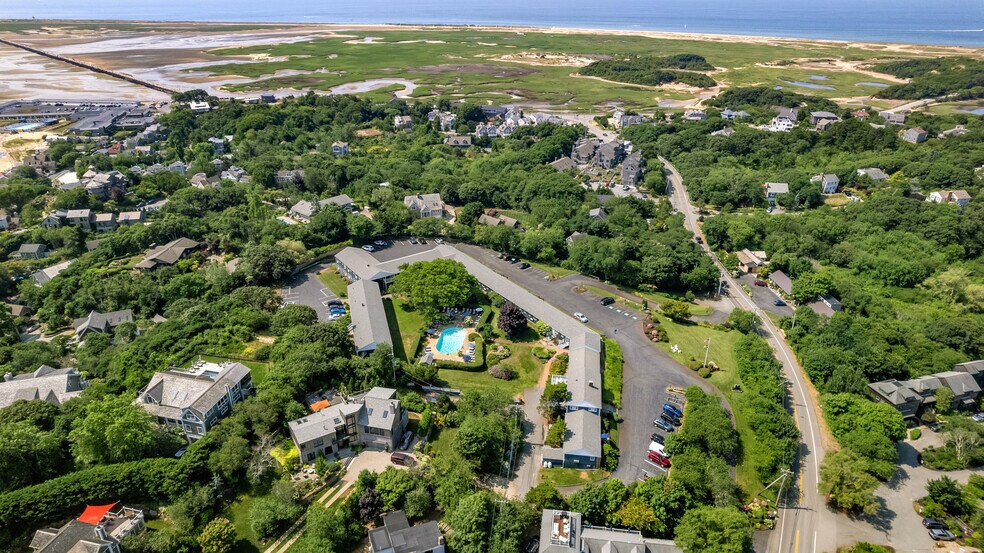 More Photos Of 105 Bradford Street Ext, Provincetown Hotel For Sale