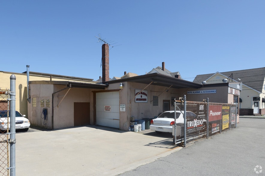 More Photos Of 101 Nash Rd, New Bedford Storefront For Sale