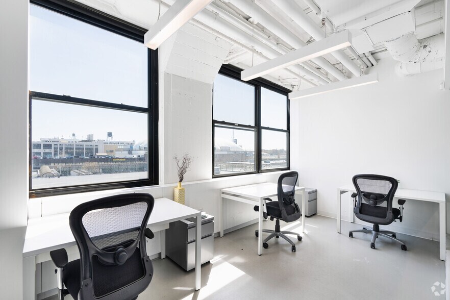 More Photos Of 31-00 47th Ave, Long Island City Industrial For Lease