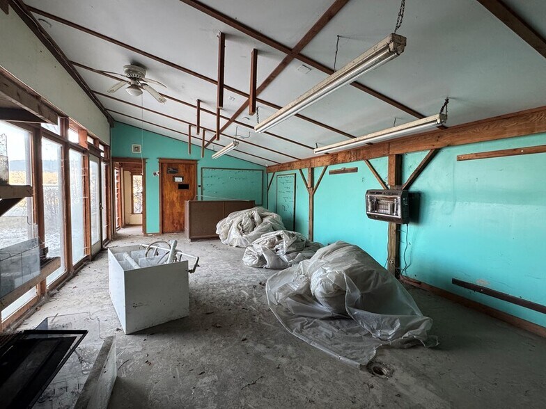 More Photos Of 563 James Monroe Ave, Monroeton Apartments For Sale