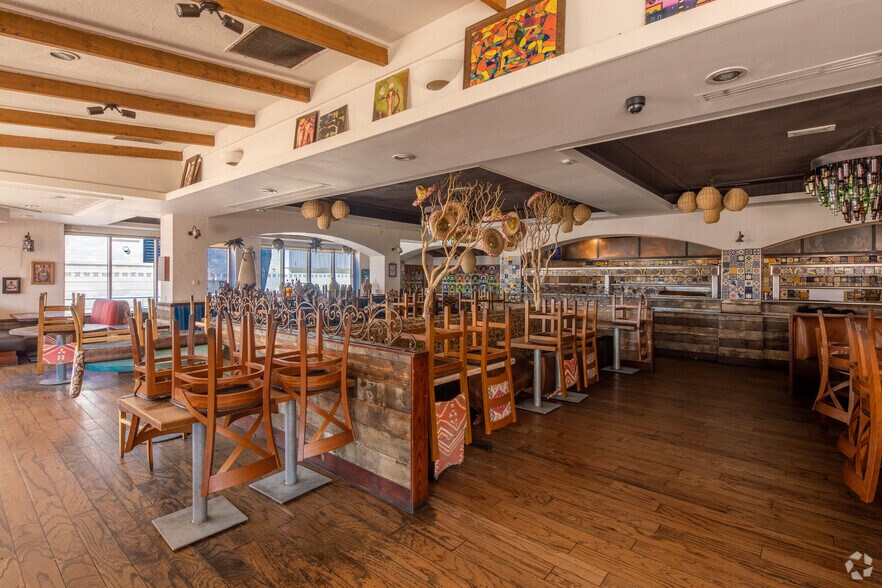 More Photos Of Beach Esplanade, Aberdeen Restaurant For Lease