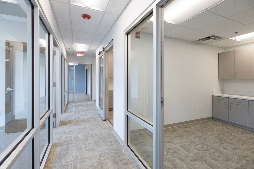 More Photos Of 135 N Church St, Spartanburg Office For Lease