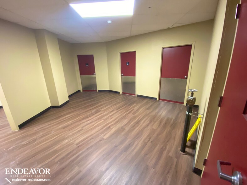 More Photos Of 350 E Main St, Rochester Storefront Retail Residential For Lease