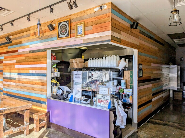 More Photos Of 1731-1759 Colorado Blvd, Los Angeles Storefront Retail Office For Lease