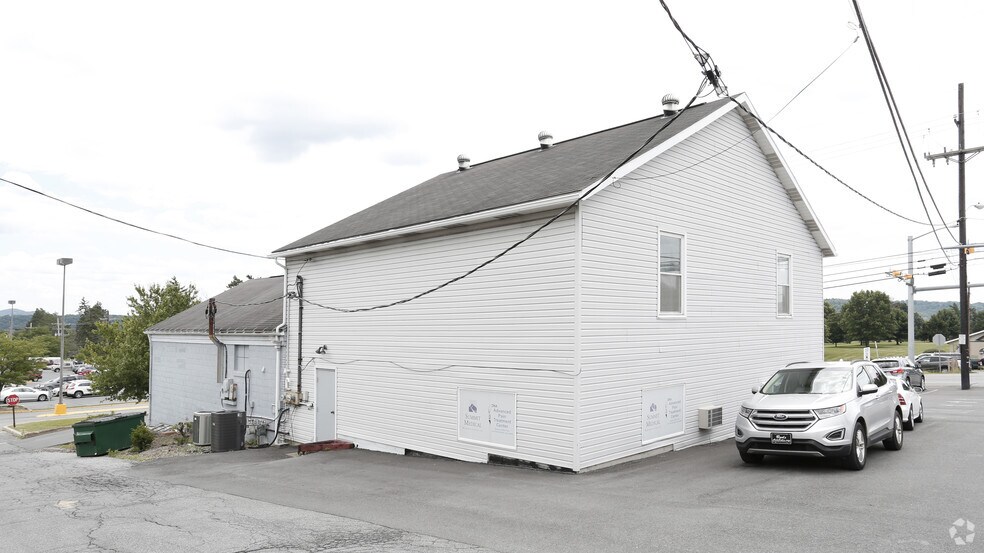 More Photos Of 360 Goucher St, Johnstown Medical For Lease