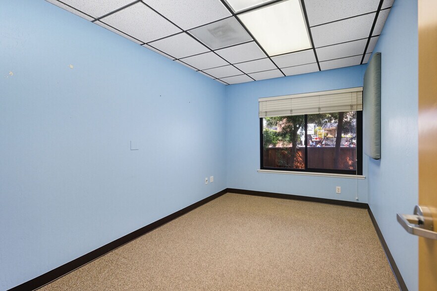 More Photos Of 1021 S El Camino Real, San Mateo Office For Sale